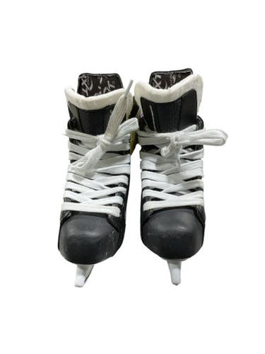 Used WinnWell AMP 300 Youth Hockey Skate Youth 11.0 11847-S000032611