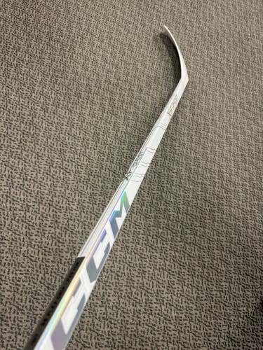 Intermediate CCM XF Ghost Right Handed Hockey Stick P29+1/4 55 Flex (New)