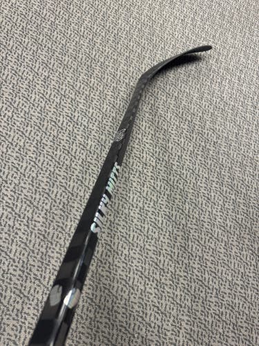 Chirp Silky Mitts Intermediate Left Hand Hockey Stick P28 55 Flex (New)