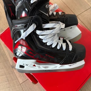 2025 CCM JetSpeed FT890 Hockey Skates Regular Width Size 3 (New)