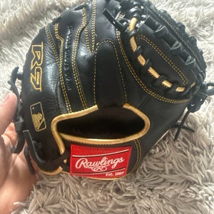 2021 Rawlings R9 RH Catcher's training mitt (New)