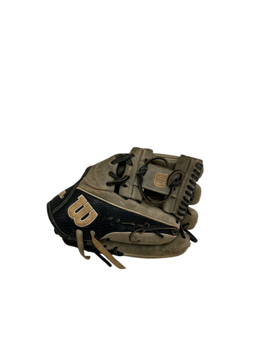 Used Wilson A2000 H12 Grey 12" RH Throw Fastpitch Glove 11692-S000146089