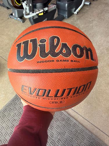 Used Wilson Basketball Inter Indoor 11605-S000212535