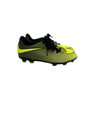nike optic yellow