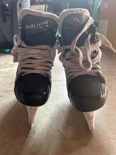 2021 Bauer Elite Hockey Goalie Skates Size 3.5 (Used)