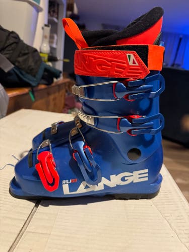 Mondo 22 & 22.5 Kid's Lange All Mountain RSJ 60 Ski Boots (Used)