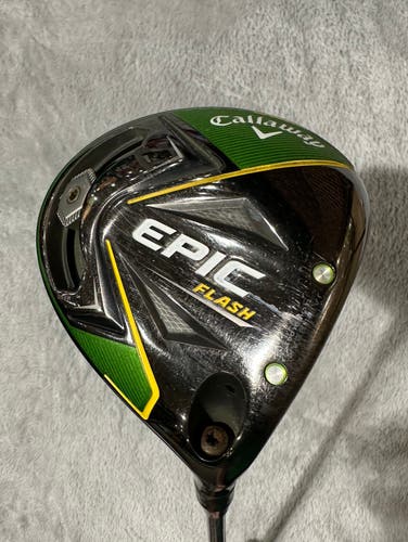 Men's Callaway Epic Flash Driver Right Handed Regular Flex 9 Loft (Used)