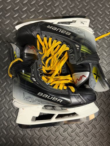 2023 Bauer Vapor Hyperlite 2 Hockey Skates 10 (New)