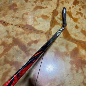 Intermediate Bauer Vapor Flylite Hockey Stick Left Hand P88 55 Flex Pro Stock (Used)