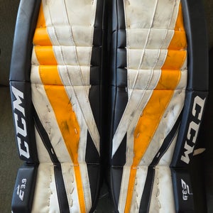 29+1 CCM Extreme Flex 3.9 Goalie Leg Pads (Used)