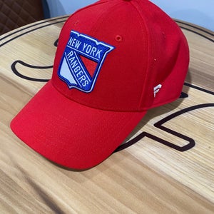 Red Adult New York Rangers Unisex Hat (Used)