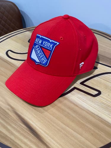 Red Adult New York Rangers Unisex Hat (Used)