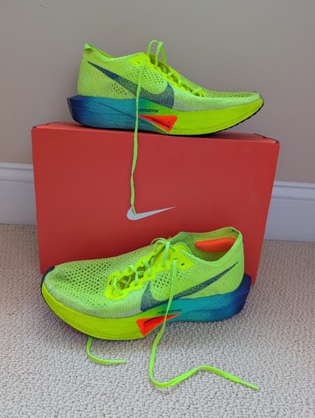 Nike ZoomX Vaporfly NEXT% 3 “Fast Pack”
- Size 11.5 Men. Nike ZoomX Vaporfly Next% 3 Fast Pack Mens Sz 11.5 Volt  main image 4