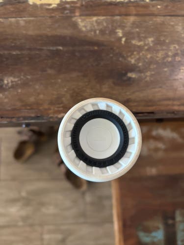 2023 Easton Ghost Unlimited Composite Bat (-10) 22 oz 32" (Used)