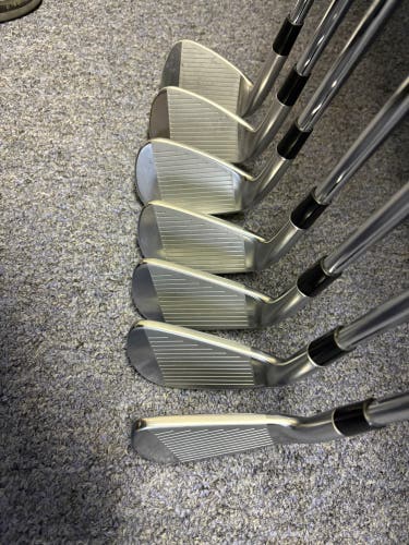 Men's 2025 TaylorMade P-790 Right Handed Iron Set Stiff Flex 7 Pieces Steel Shaft (Used)