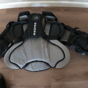 Medium Vaughn Velocity V9 Goalie Chest Protector (Used)