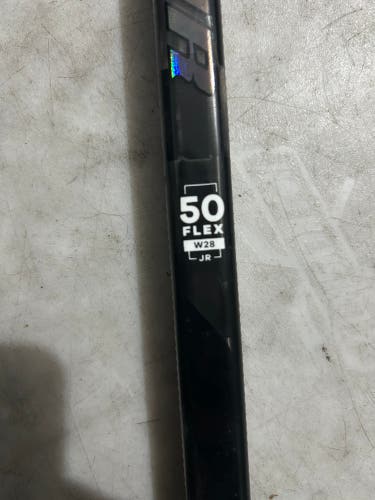 Junior Warrior Covert QR6 Pro Right Handed Hockey Stick P28 50 Flex (Used)
