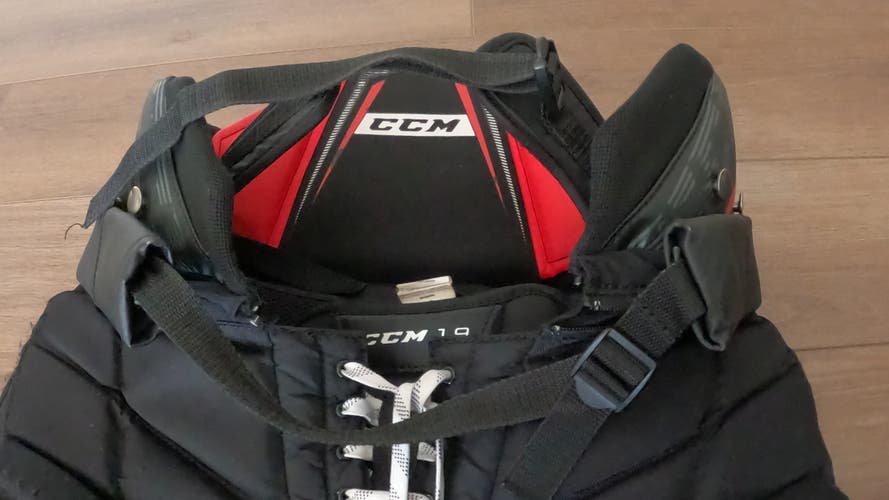 Intermediate Small 2023 CCM 1.9 Hockey Goalie Pants (Used)