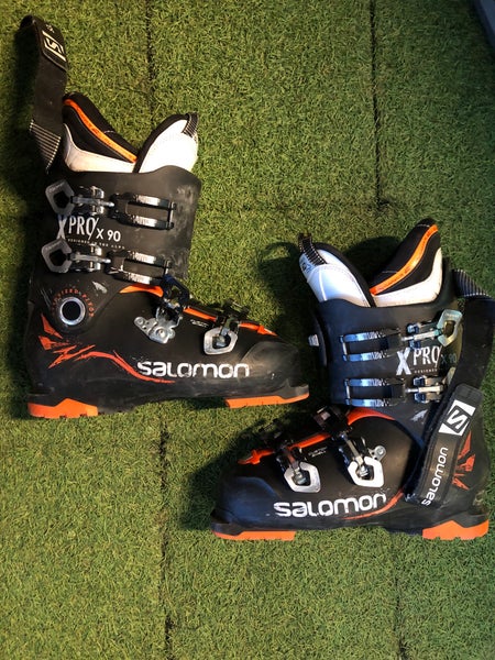 Mondo 29 & 29.5 Salomon X Pro 90 Ski Boots (Used)