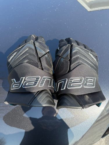 Bauer Vapor Flylite Gloves 14" (Used)