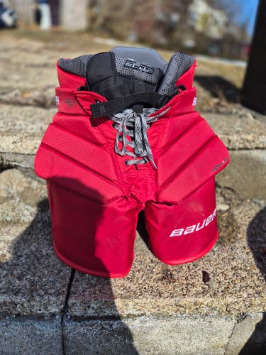 Senior Small Bauer S23 Elite Hockey Goalie Pants (Used)