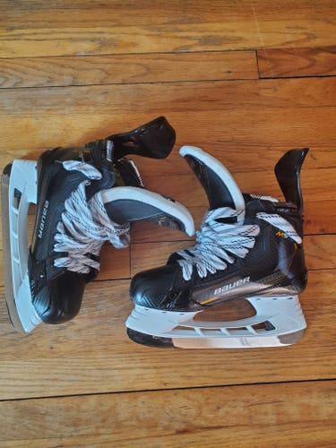 Bauer Supreme M5 Pro Hockey Skates