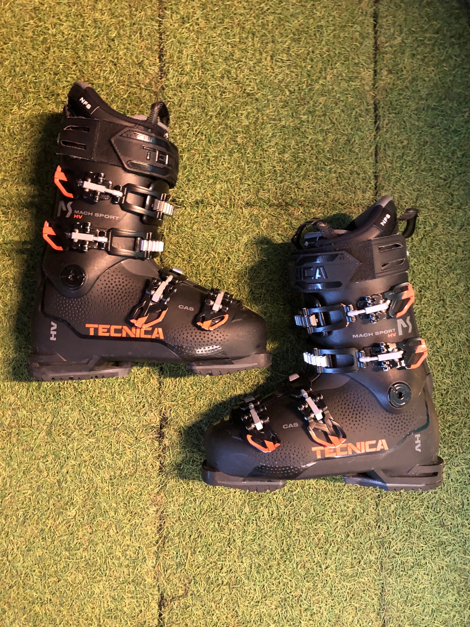 Bottes De Ski Tecnica Vento 2,8 Occasion - Taille Mondo 26/26.5 (US 8.5 Homme / 9.5 Femme), Réglables, Pour Ski Alpin