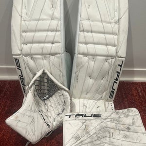 33" True 9X3 Regular Goalie Full Set (Used)