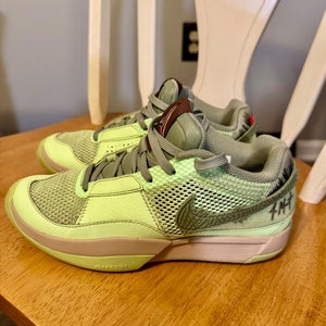 Kid's 6.5Y (Big Kids / Youth) Nike Ja 1 Shoes (Used)