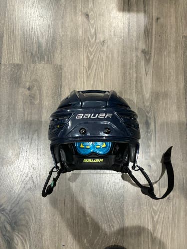 Large Bauer Re-Akt 150 Helmet (Used)
