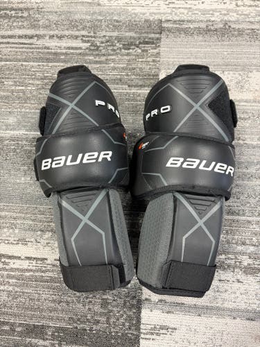 Bauer Pro Knee Guards | Intermediate