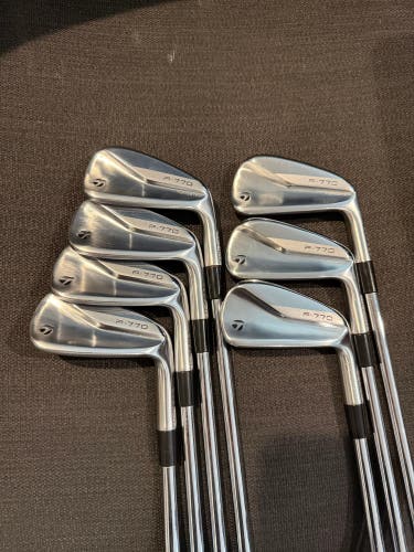 Men's TaylorMade P770 Right Handed Iron Set Stiff Flex Steel Shaft (Used)