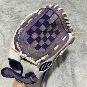 White Rawlings WFP115 RH Softball Glove 11.5" (Used)