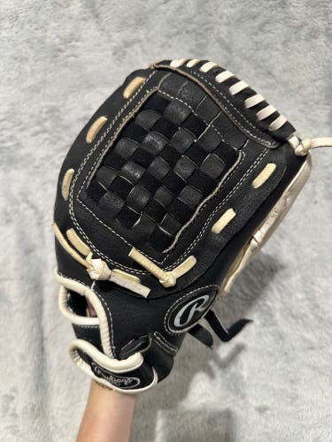 Black Rawlings Highlight Series RH Pitcher's Baseball Glove 12" (Used)