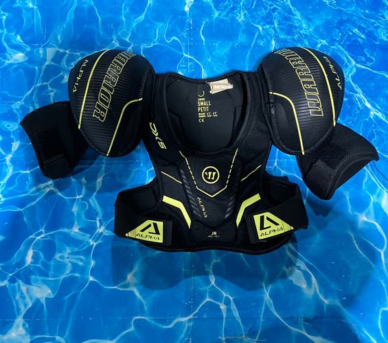 Small Junior Warrior Alpha DX5 Shoulder Pads (Used)
