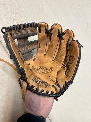 RH Rawlings The Mark of a Pro Baseball Glove 10.5" (Used)