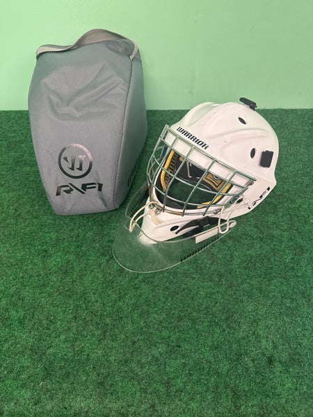 White Warrior R/F1 Goalie Mask (Used) | Junior O/S (6 5/8- 7 1/8)