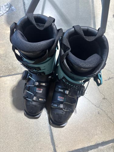 24/25 Atomic hawx ultra xtd 115 - size 24.5