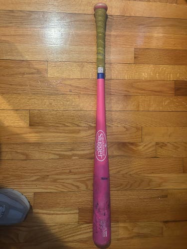 Louisville Slugger Bat (-3) 29 oz 32" (Used)