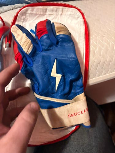 XL Batting Gloves (Used)