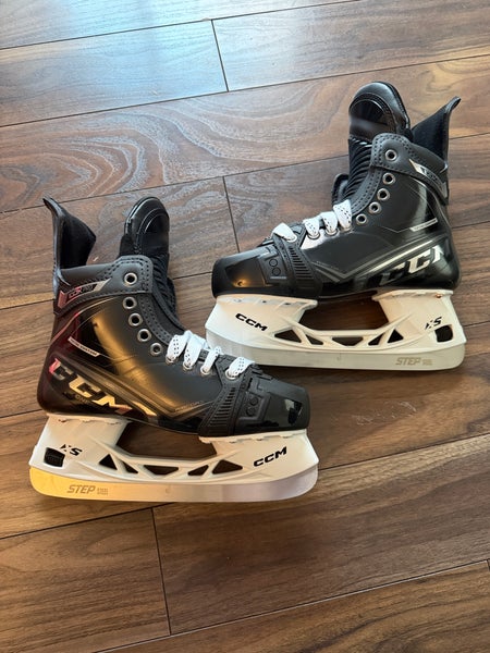 CCM Ribcor 100k Pro Hockey Skates Wide Width Pro Stock Size 4.5 (New)