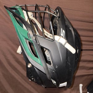 Cascade S Mens Lacrosse Helmet (Extremely Lightly Used)
