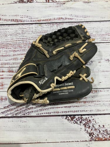 Black Mizuno Prospect RH Softball Glove 12" (Used)