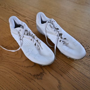 White Men's Size M 9.5 (W 10.5) Adult Under Armour Blur Smoke MC Low Top Molded Cleats (Used)