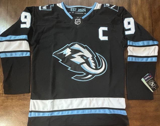 Utah Mammoth Clayton Keller #9 Black Home Jersey Adult Medium (50)