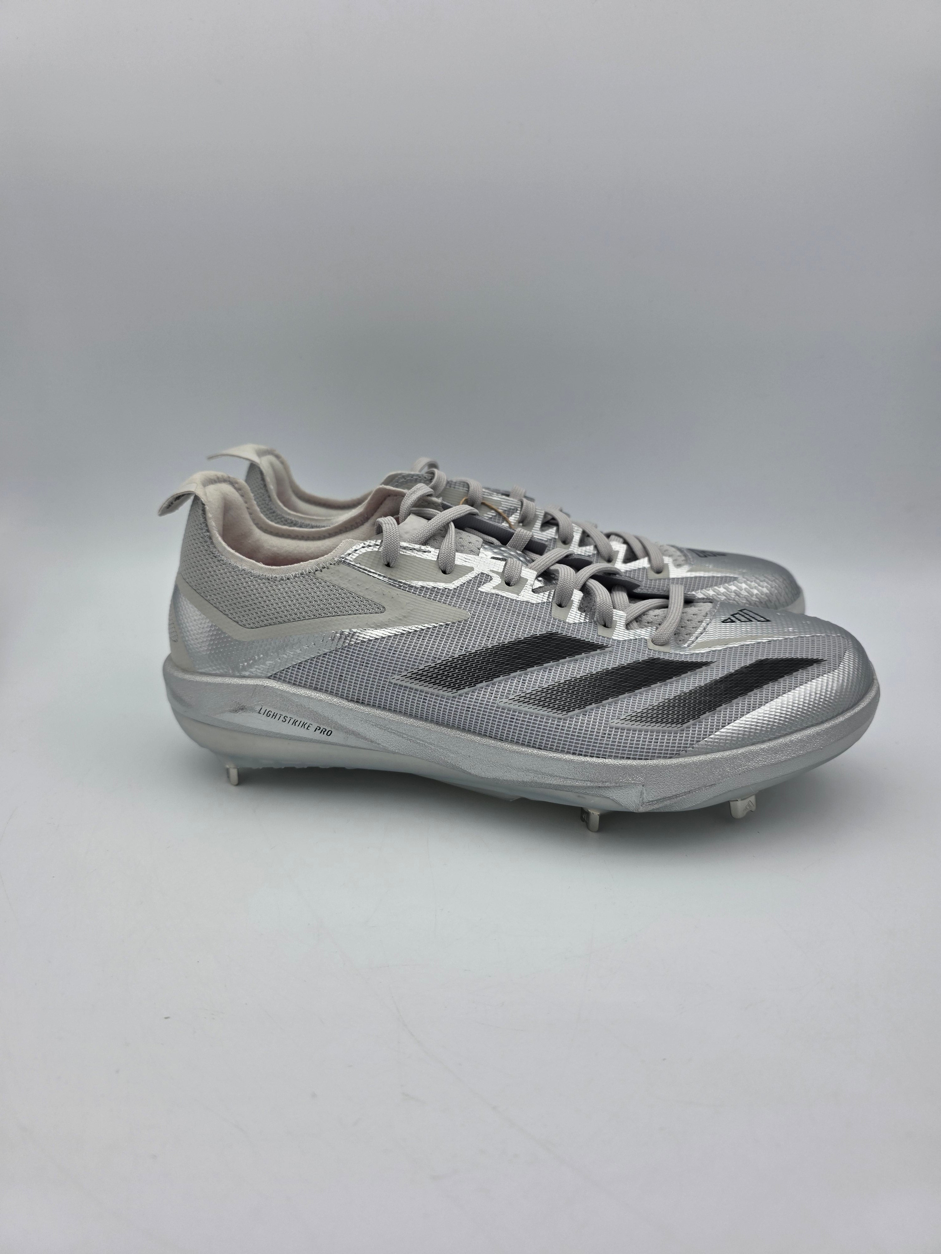 size 8 mens baseball cleats