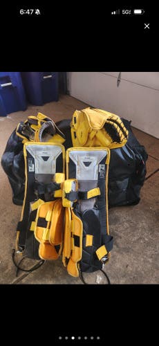 33" Bauer Hyperlite Regular Goalie Full Set (Used)