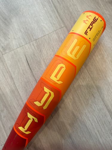 2025 Easton Hype Fire USSSA Composite Bat -10, 29/19