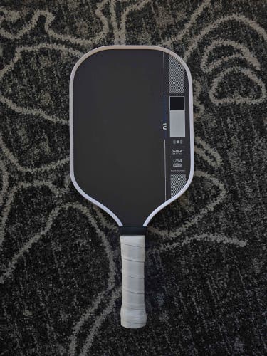Hyperion Pro IV Pickleball Paddle