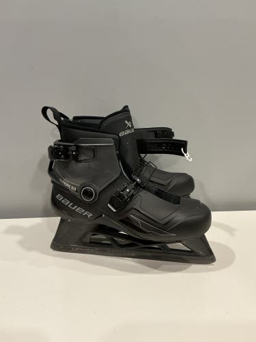 2024 Bauer Konekt 2 Hockey Goalie Skates Regular Width 10 (New)